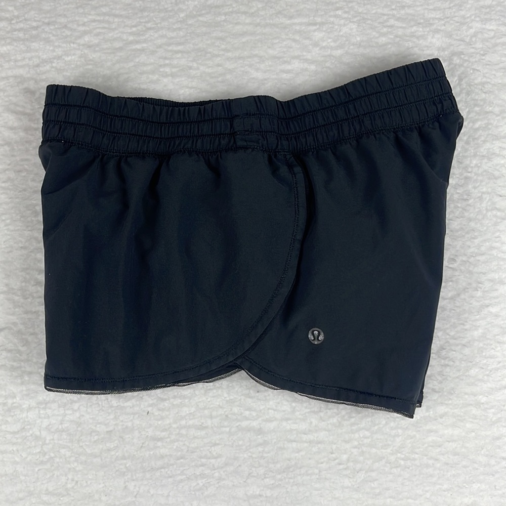 Lululemon Athletica shorts - Picture 2 of 7